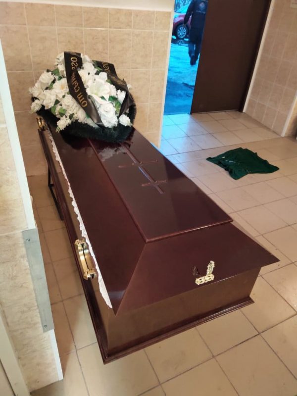 гроб с крестом прямоугольный